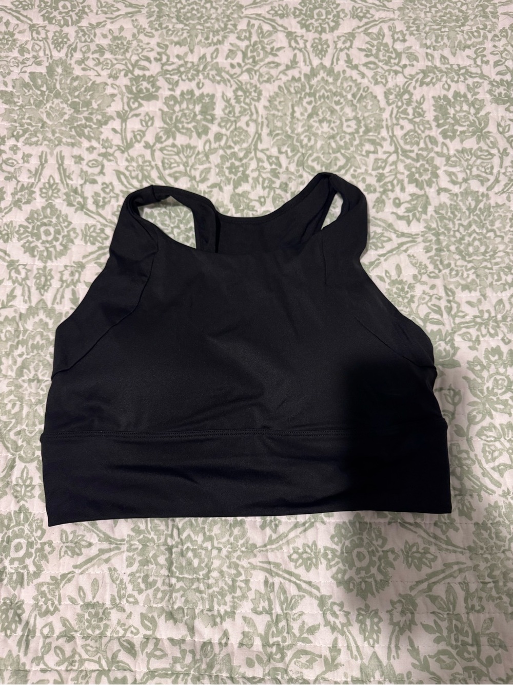Black sports bra